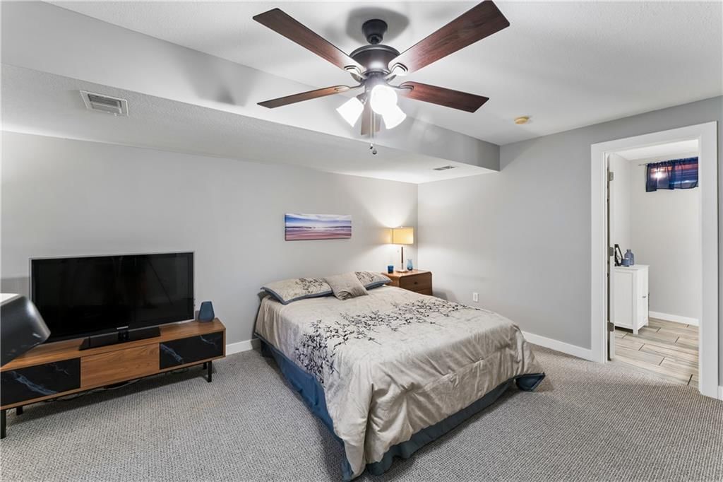 809 NE Aaron Drive — photo 38