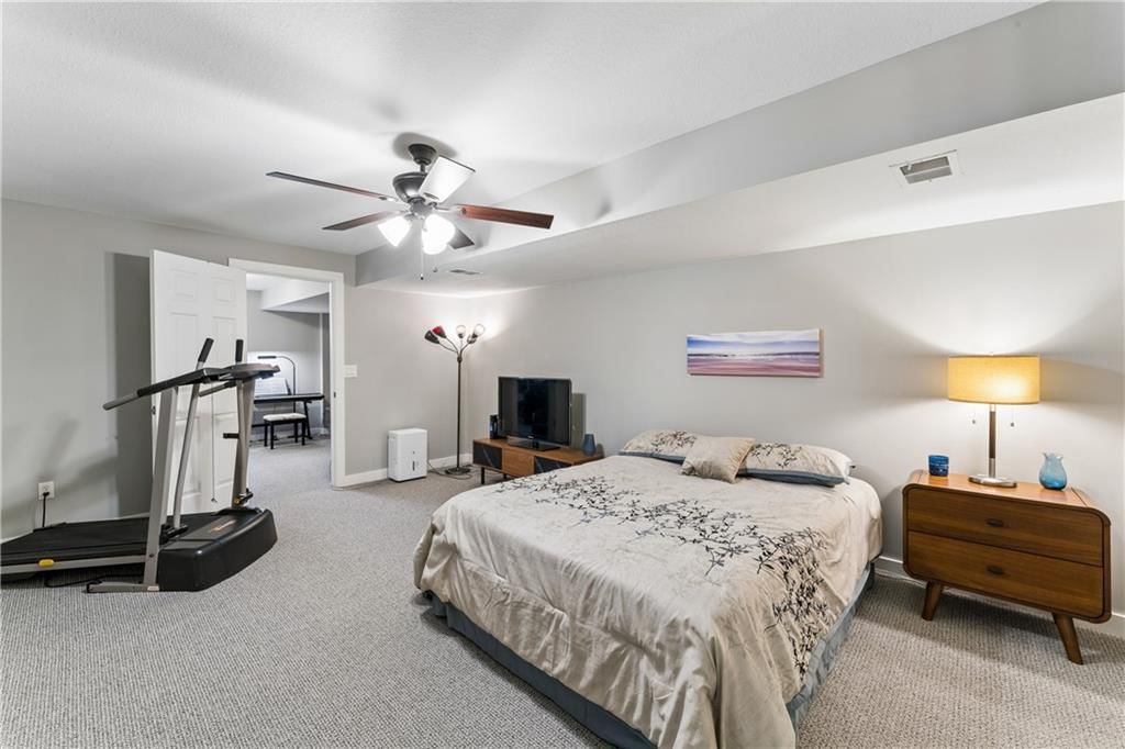 809 NE Aaron Drive — photo 39