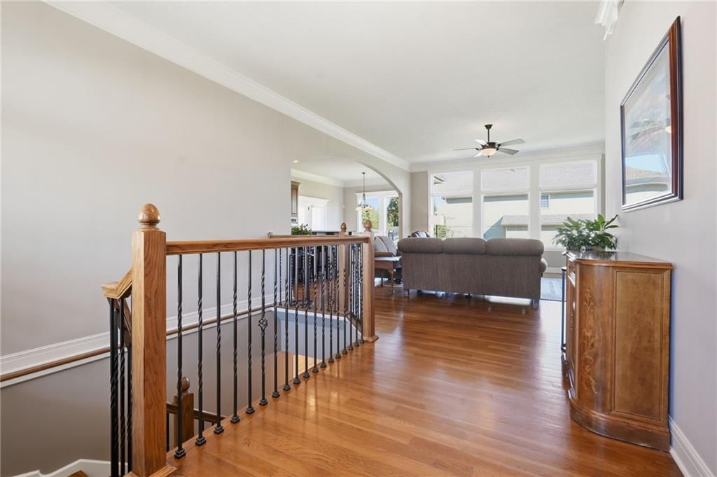 Photo 4 of 40 - 1510 Spur Ridge Circle, Raymore, MO 64083