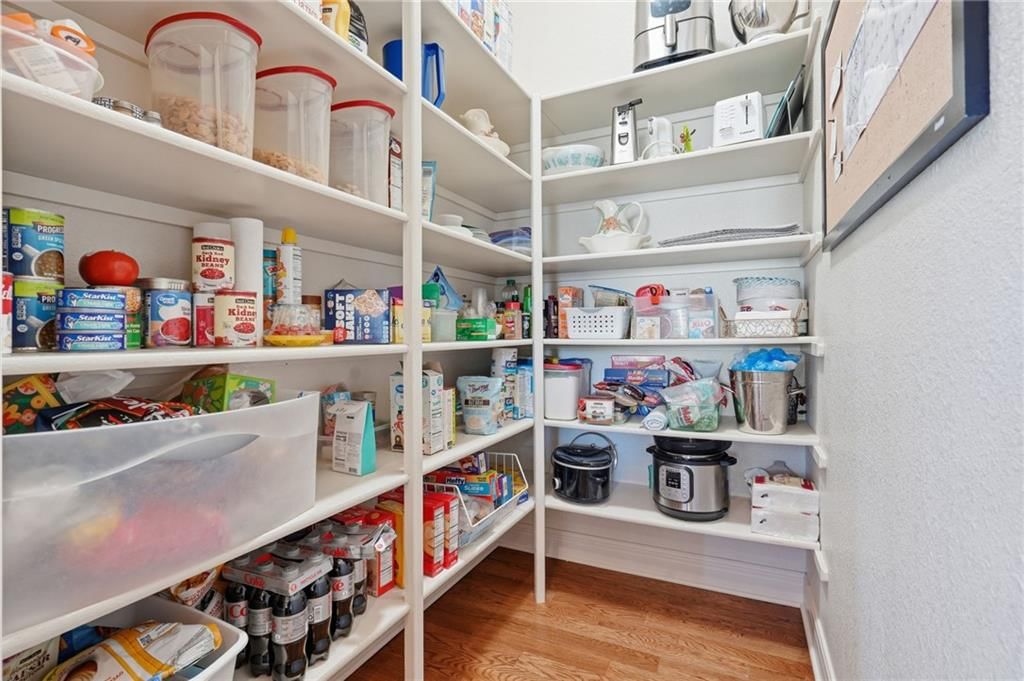 Photo 8 of 40, 1510 Spur Ridge Circle, Raymore, MO 64083