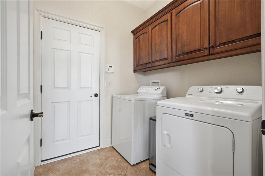 Photo 10 of 40, 1510 Spur Ridge Circle, Raymore, MO 64083