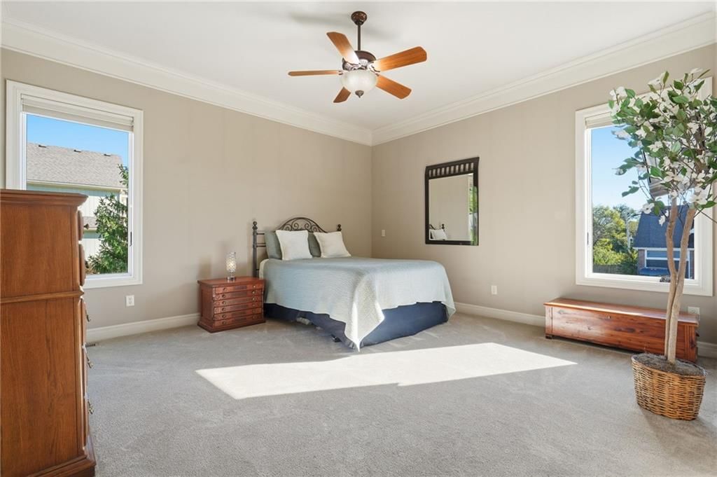 Photo 17 of 40, 1510 Spur Ridge Circle, Raymore, MO 64083