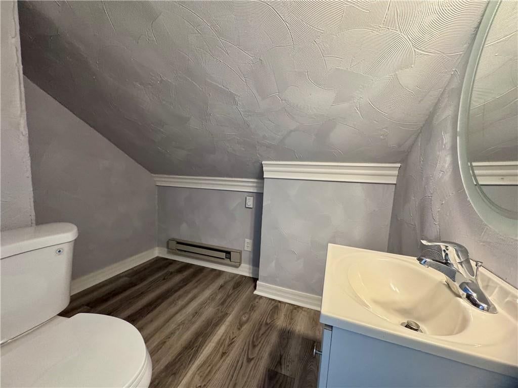 2612 E 75th Street — photo 10