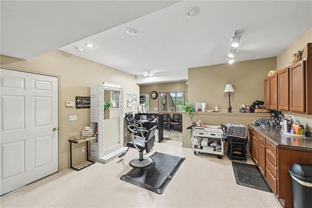 14275 142nd Street — photo 36
