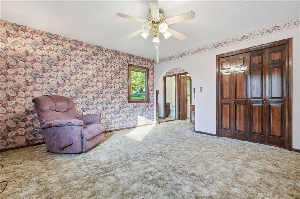 Photo 11 of 28 - 15932 E 41st Street S, Independence, MO 64055