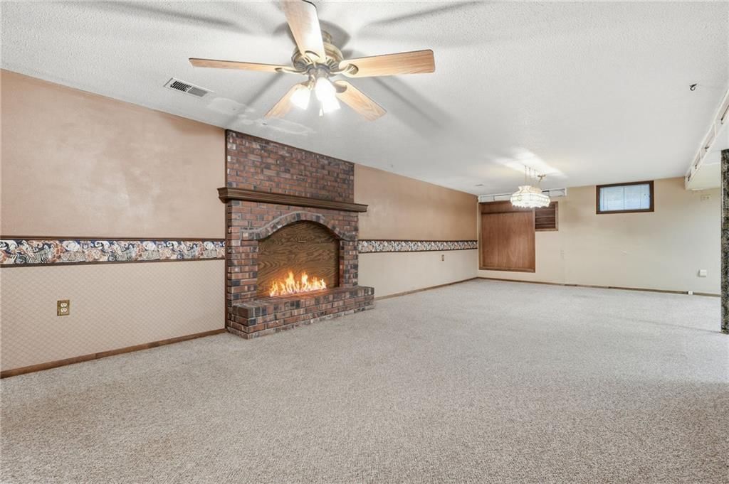 Finished basement at 15932 E 41st Street S, Independence, MO 64055