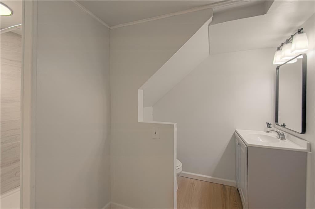Photo 21 of 28 - 5112 S Cottage Avenue, Independence, MO 64055