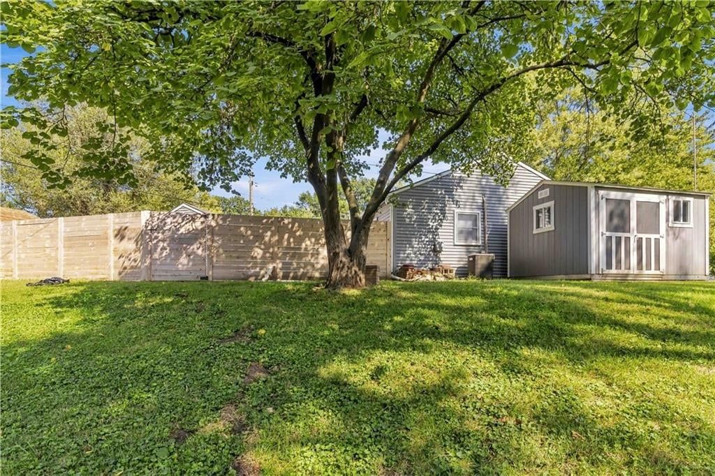 3706 Harmony Drive — photo 15