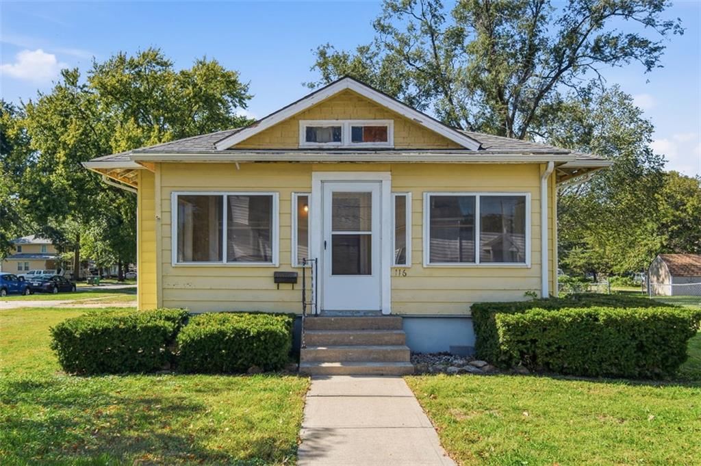 116 S Oak Street, Gardner, KS: listing photo 2