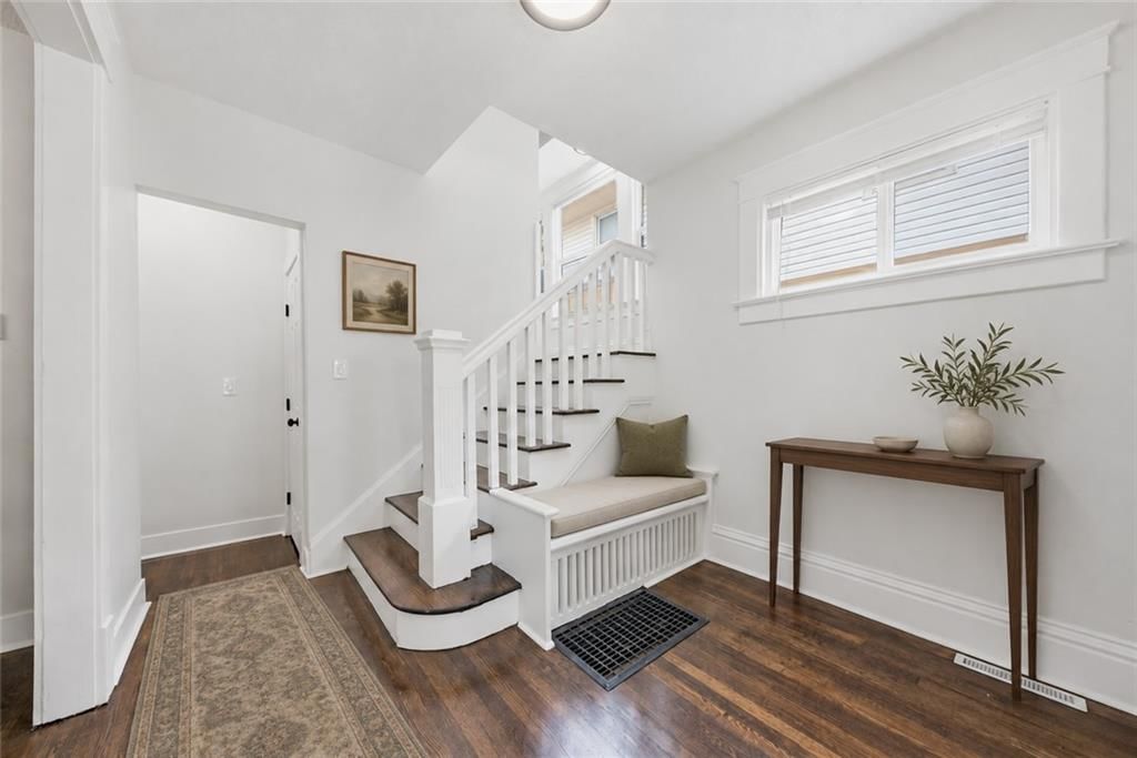 3249 Lockridge Avenue, Kansas City, MO: listing photo 3