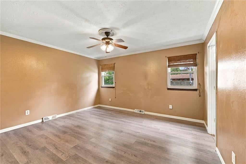 200 S Downey Avenue — photo 9