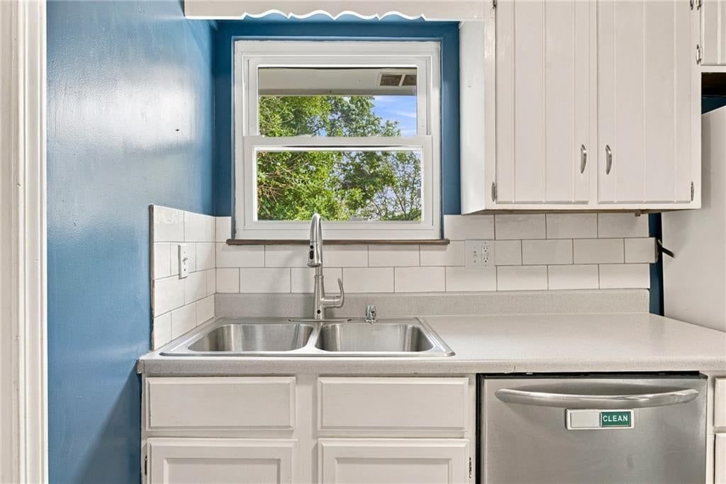 200 S Downey Avenue — photo 15