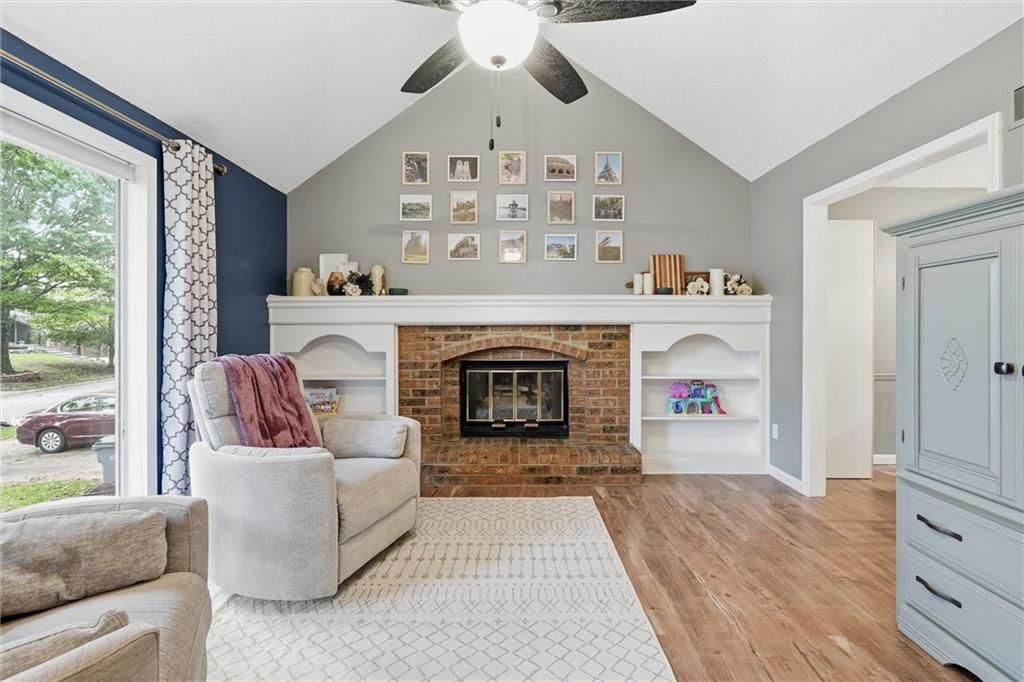 16313 W 125TH Terrace, Olathe, KS: listing photo 3