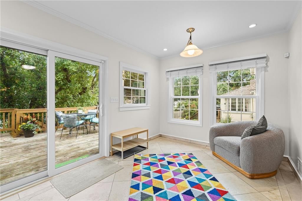6657 Locust Street — photo 17