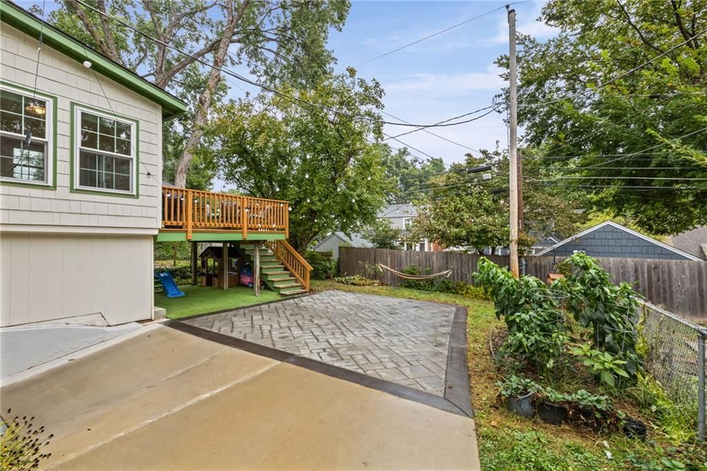 6657 Locust Street — photo 30