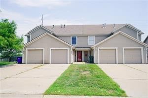 853 E 167th Court, Gardner, KS 66030