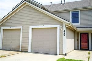 853 E 167th Court, Gardner, KS: listing photo 2