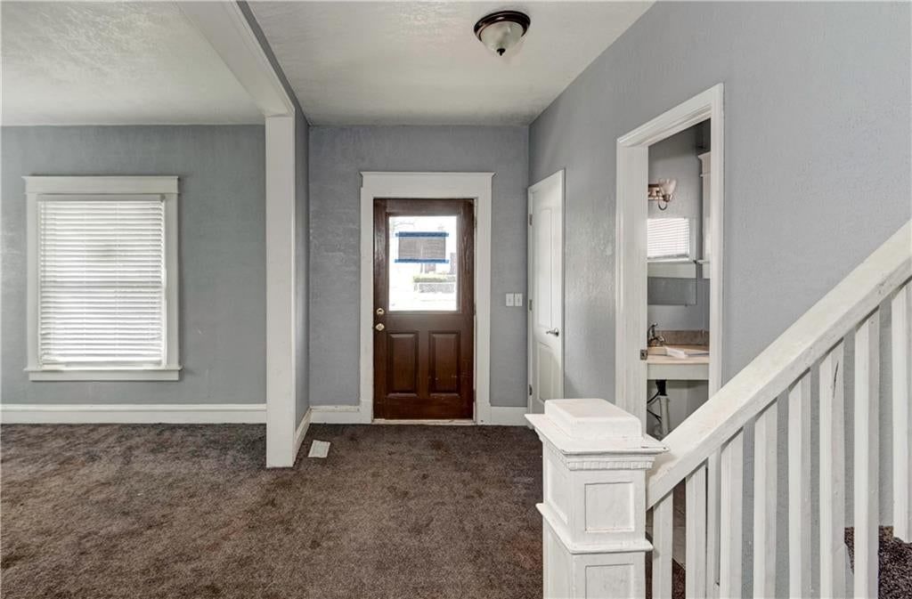 Photo 12 of 41 - 113 N White Avenue, Kansas City, MO 64123