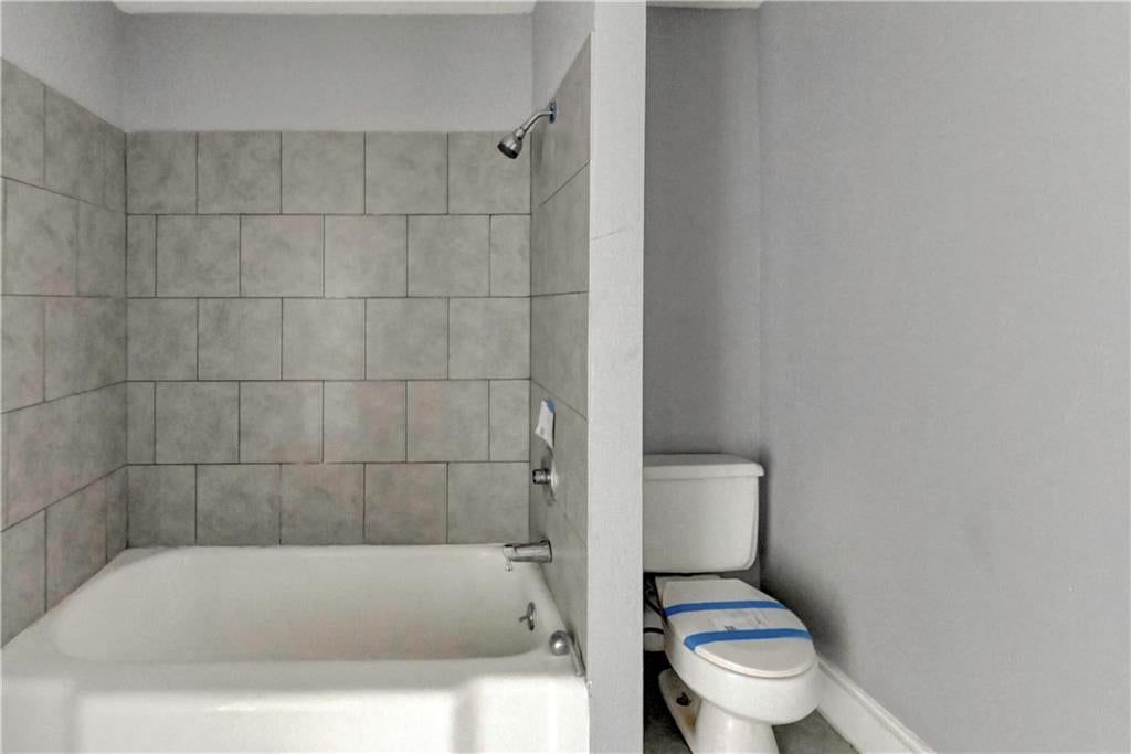 Photo 35 of 41 - 113 N White Avenue, Kansas City, MO 64123