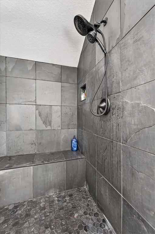 Photo 49 of 73 - 713 NW Eagle Ridge Circle, Lee's Summit, MO 64081