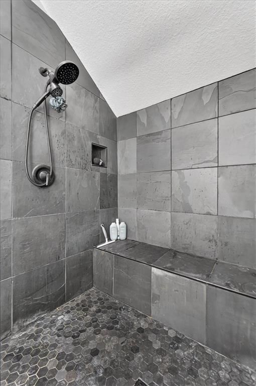 Photo 50 of 73 - 713 NW Eagle Ridge Circle, Lee's Summit, MO 64081