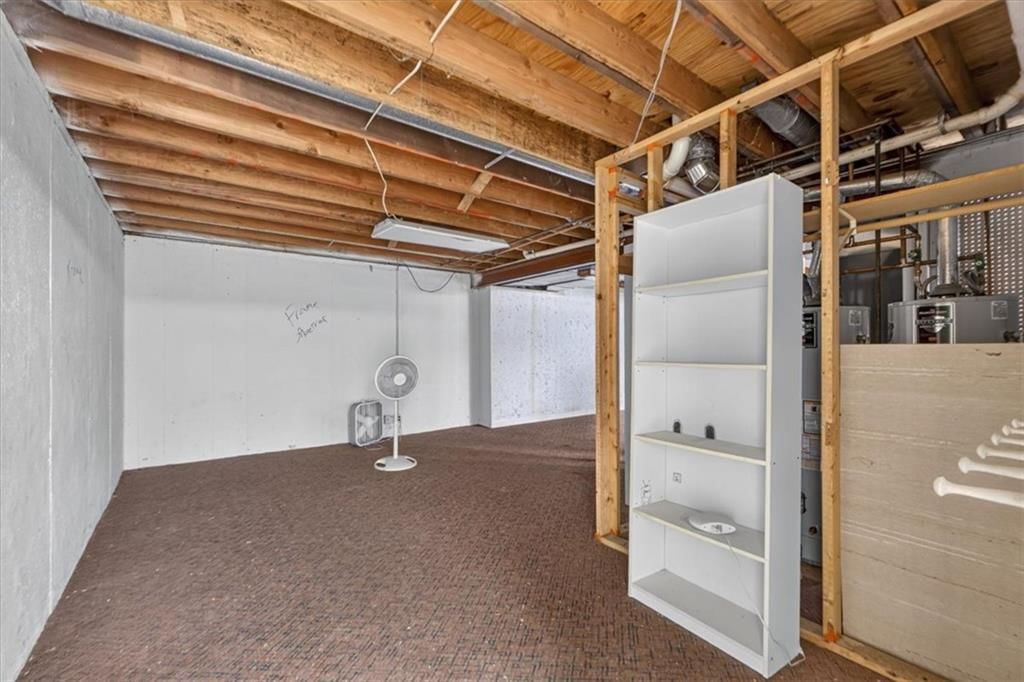 Photo 60 of 73 - 713 NW Eagle Ridge Circle, Lee's Summit, MO 64081