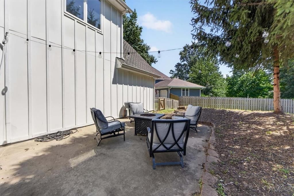 Photo 67 of 73 - 713 NW Eagle Ridge Circle, Lee's Summit, MO 64081