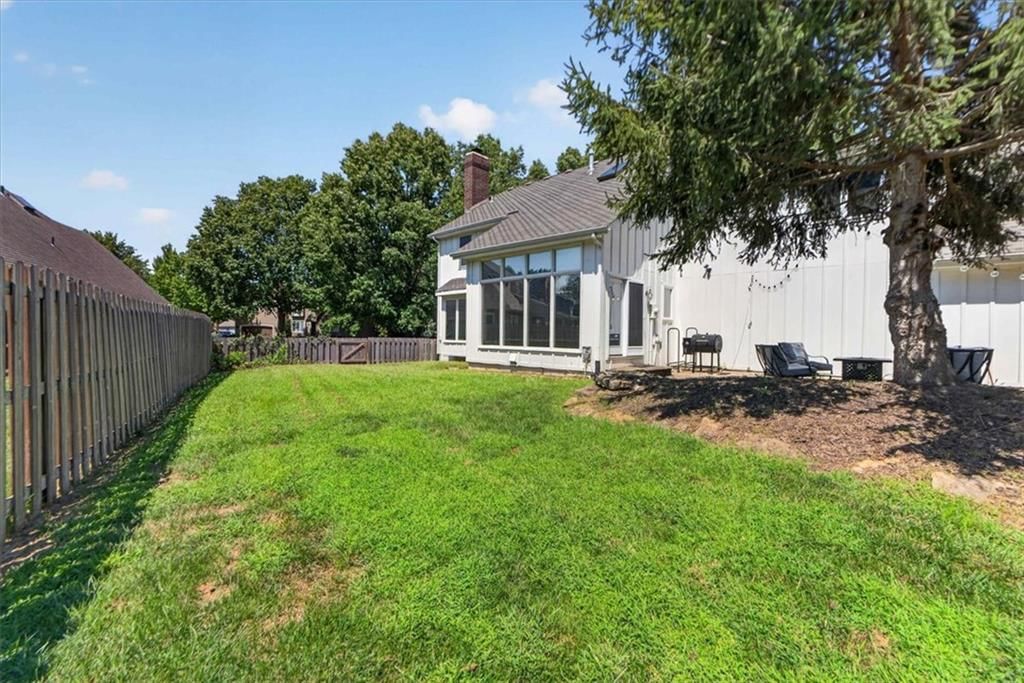 Photo 68 of 73 - 713 NW Eagle Ridge Circle, Lee's Summit, MO 64081