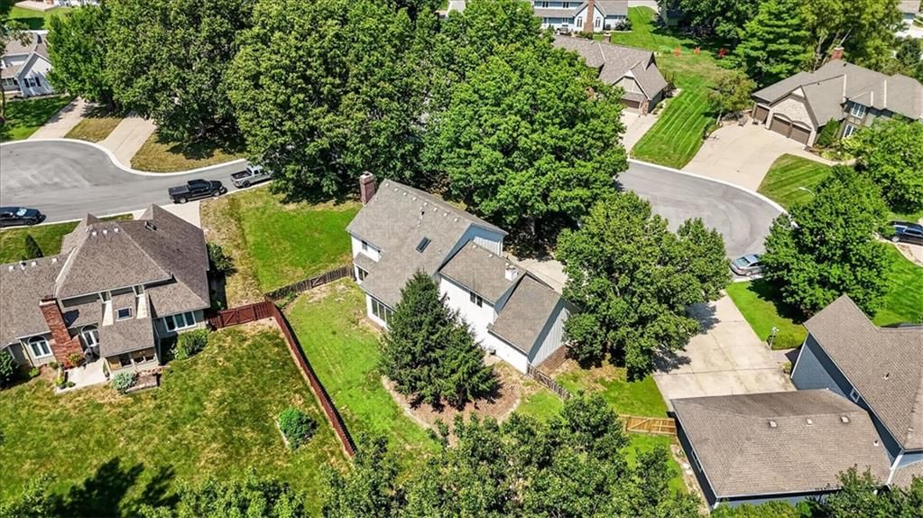 Photo 72 of 73 - 713 NW Eagle Ridge Circle, Lee's Summit, MO 64081