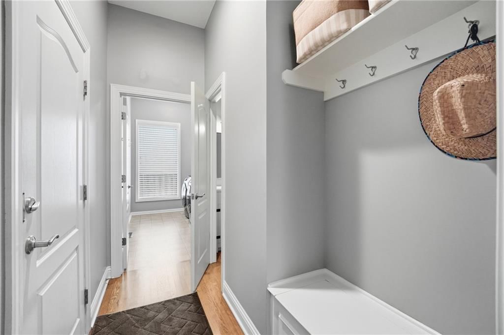 13813 Richards Street — photo 9