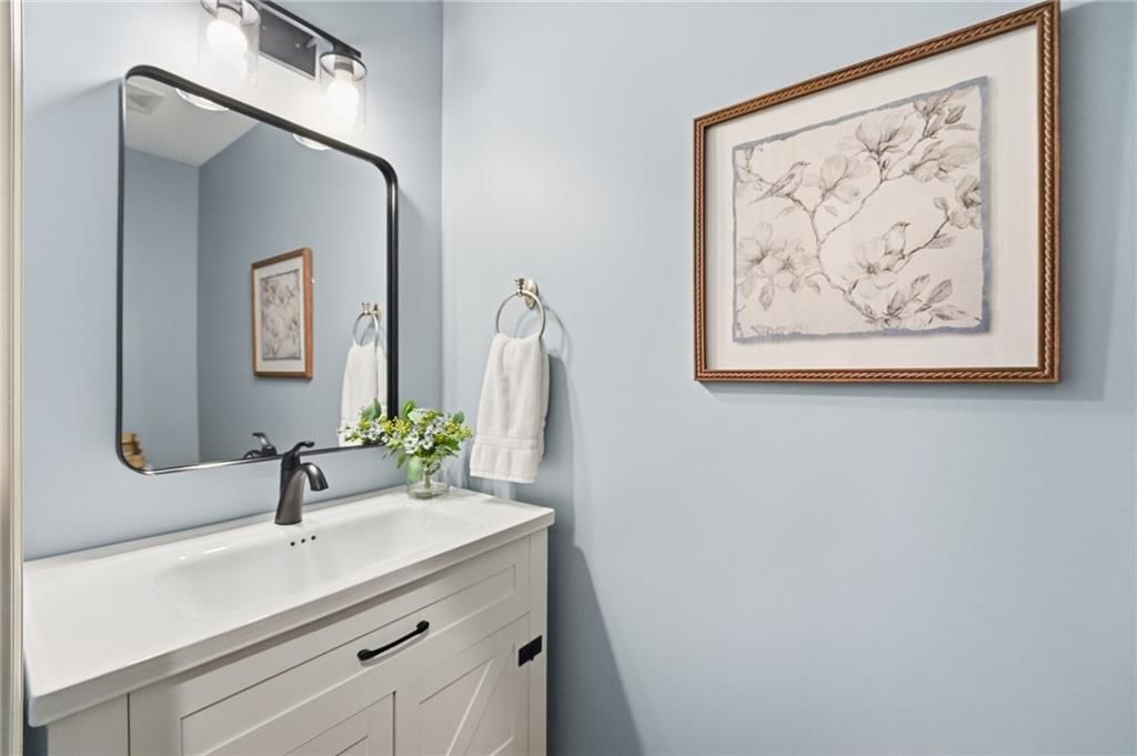 13813 Richards Street — photo 10