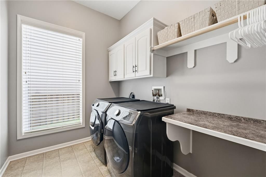13813 Richards Street — photo 11