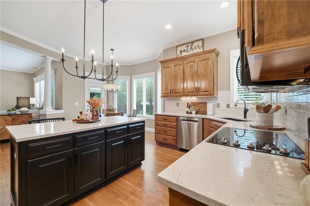 13813 Richards Street — photo 16