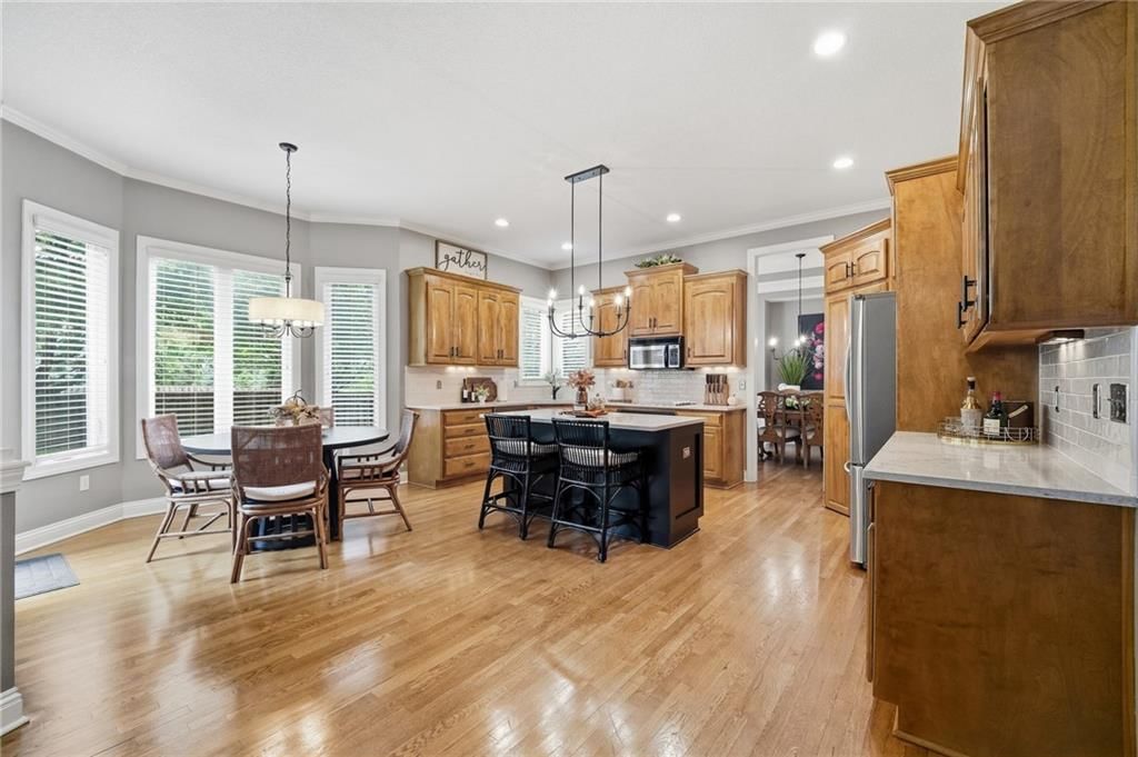 13813 Richards Street — photo 23