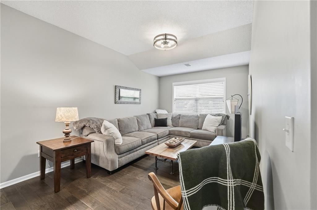 13813 Richards Street — photo 40