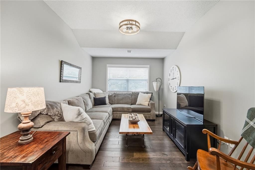 13813 Richards Street — photo 41