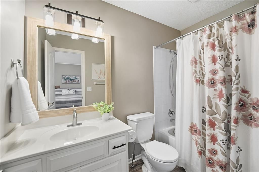 13813 Richards Street — photo 52