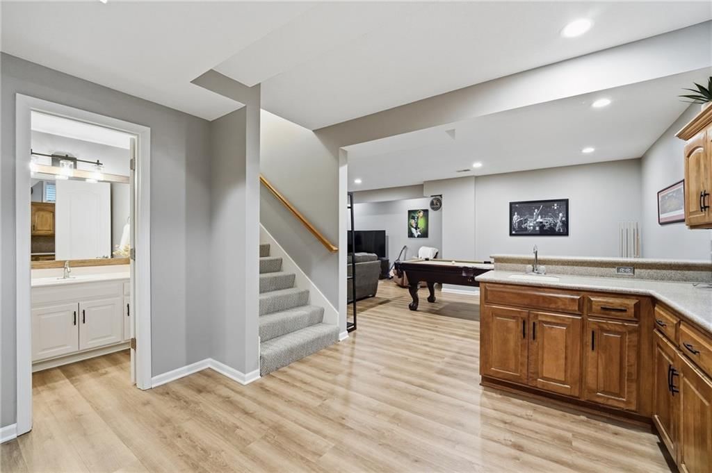 13813 Richards Street — photo 59