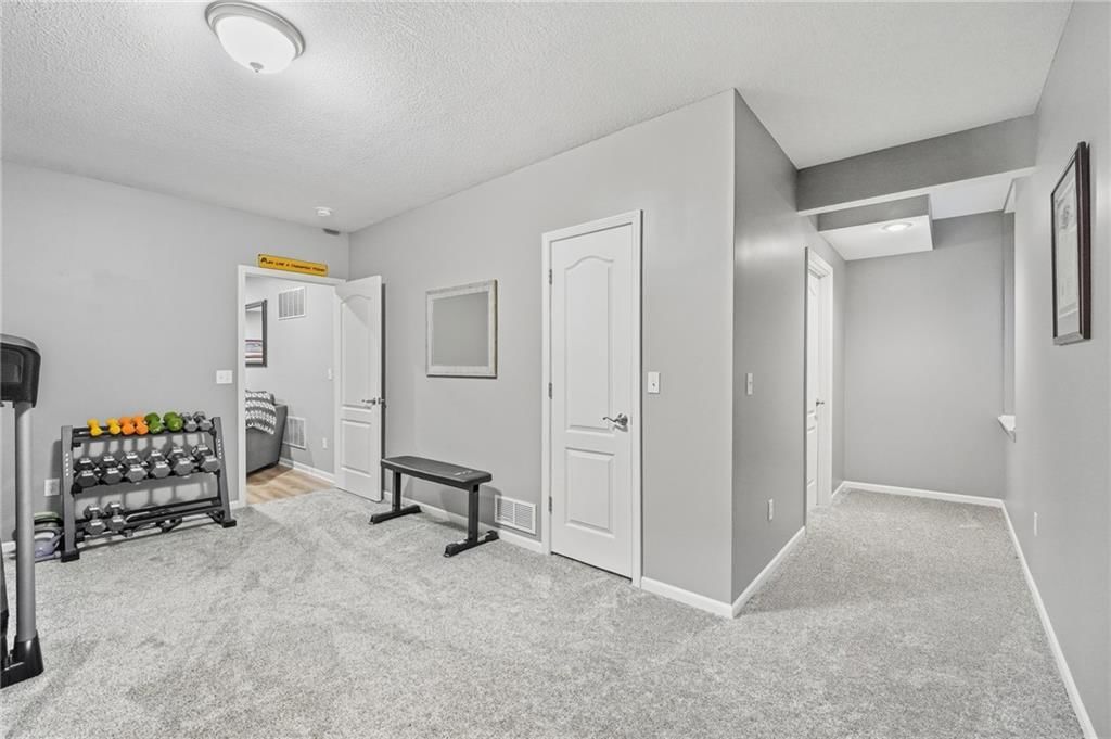 13813 Richards Street — photo 68