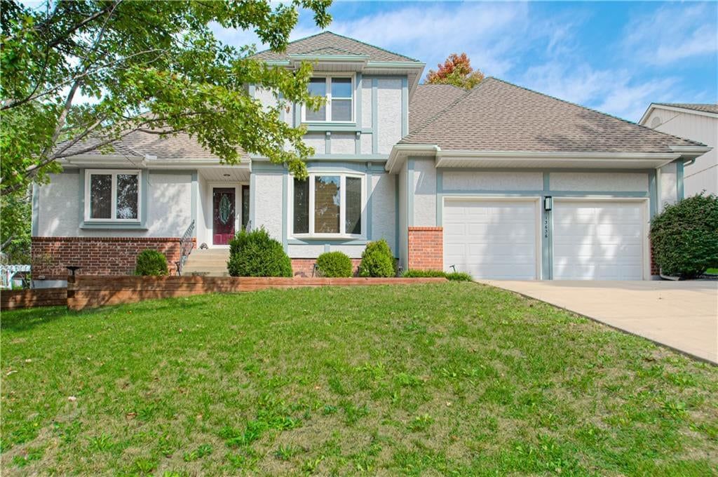 13636 W 75 Place, Lenexa, KS: listing photo 2