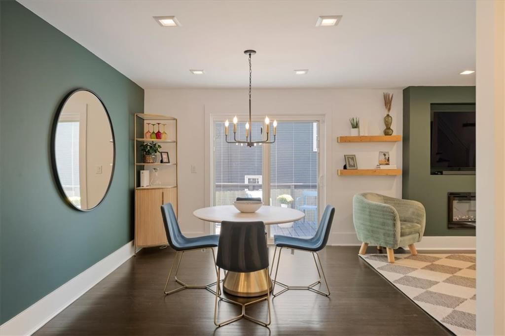 Photo 12 of 45 - 8639 Maiden Lane, Kansas City, MO 64114