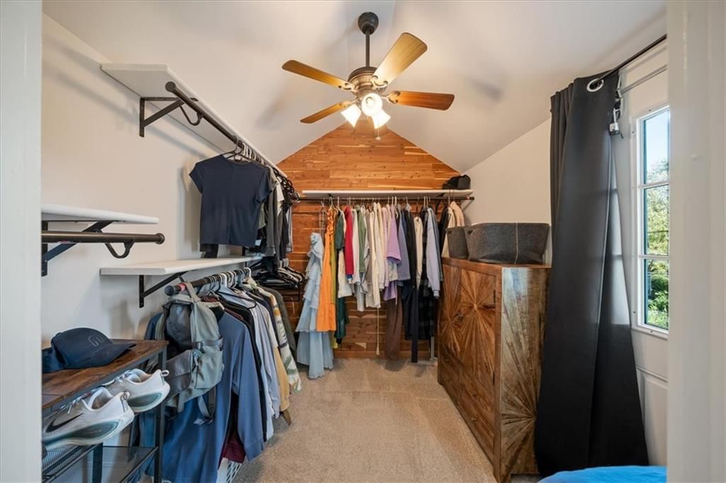 Photo 26 of 45 - 8639 Maiden Lane, Kansas City, MO 64114