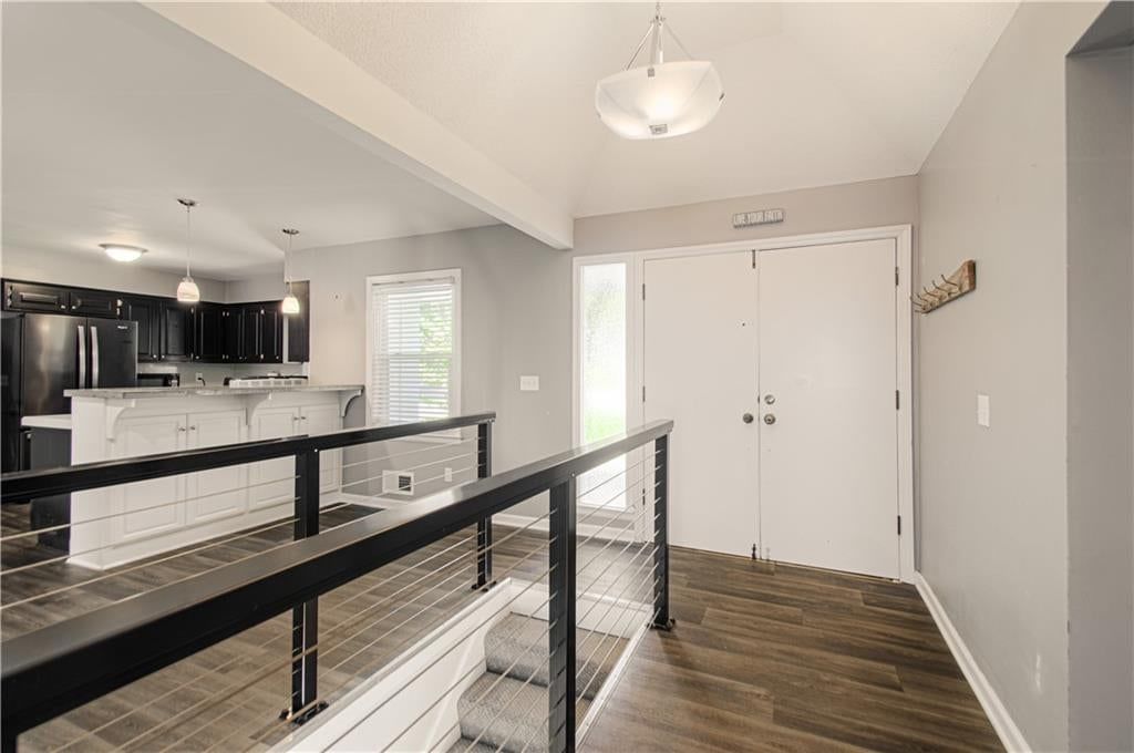 1219 E 109th Terrace, Kansas City, MO: listing photo 3