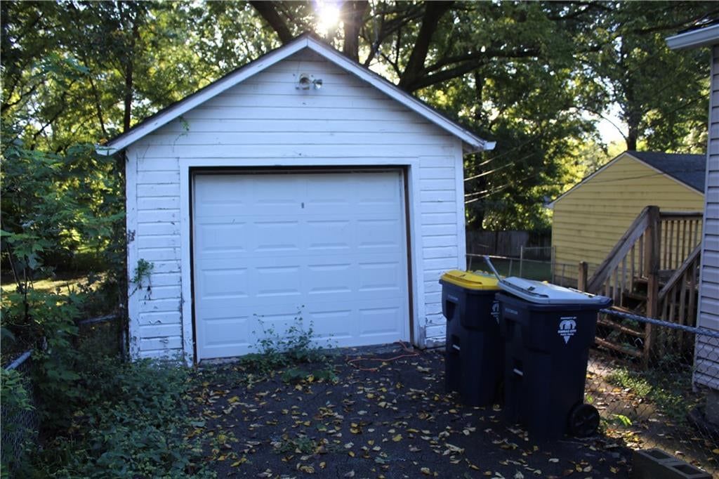 7811 Summit Street, Kansas City, MO: listing photo 2