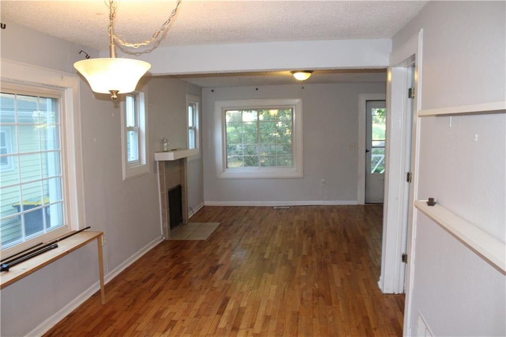 7811 Summit Street, Kansas City, MO
