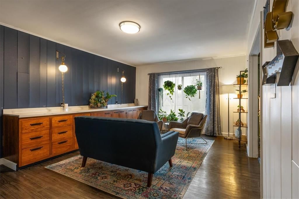 Photo 15 of 36 - 3137 N 54 Street, Kansas City, KS 66104