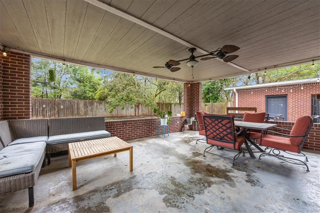 Covered patio at 3137 N 54 Street, Kansas City, KS 66104