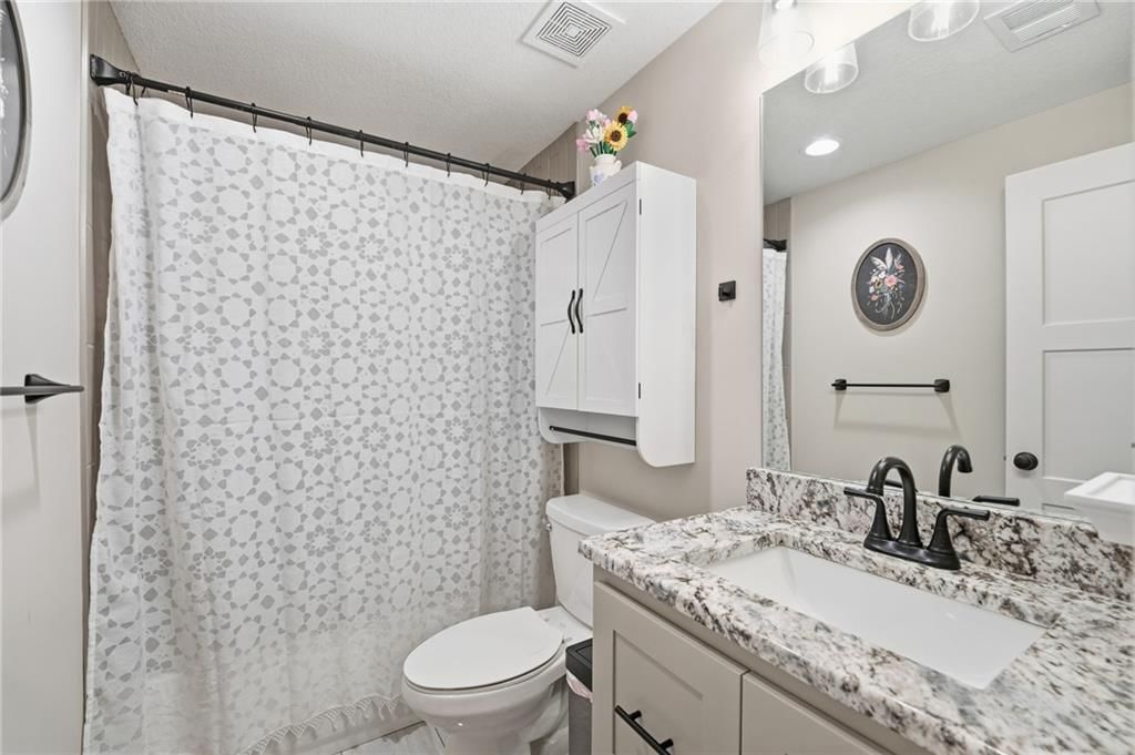 Photo 58 of 79 - 4372 Aspen Drive, Basehor, KS 66007
