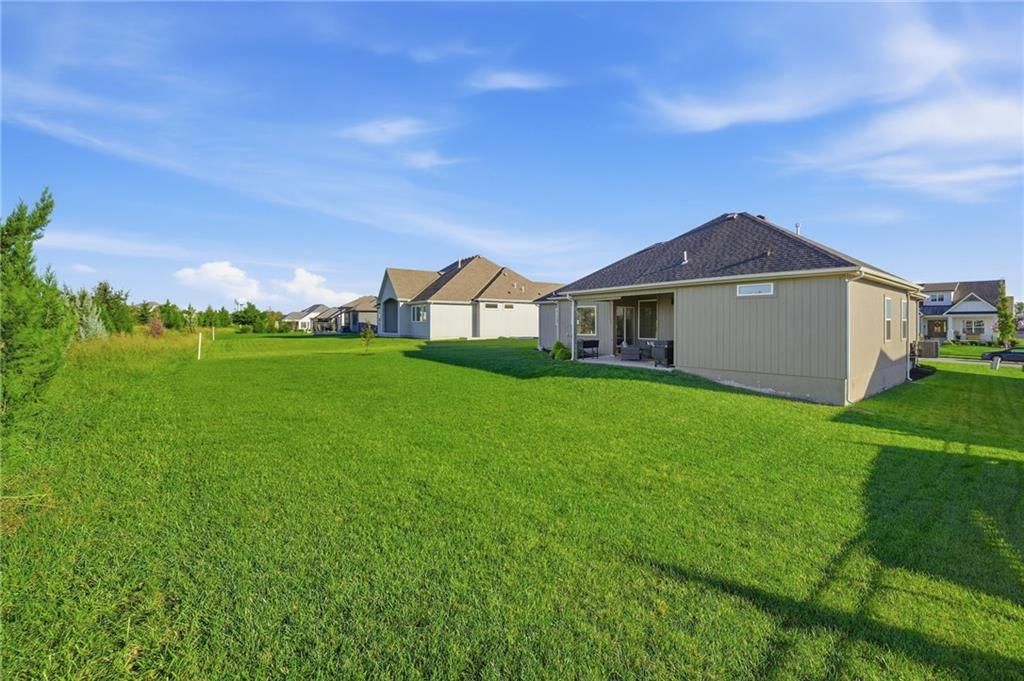 Photo 65 of 79 - 4372 Aspen Drive, Basehor, KS 66007