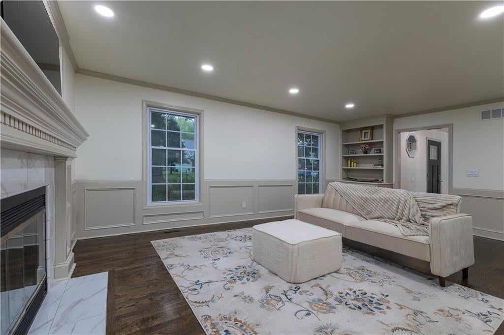 9624 N Wayne Avenue — photo 16